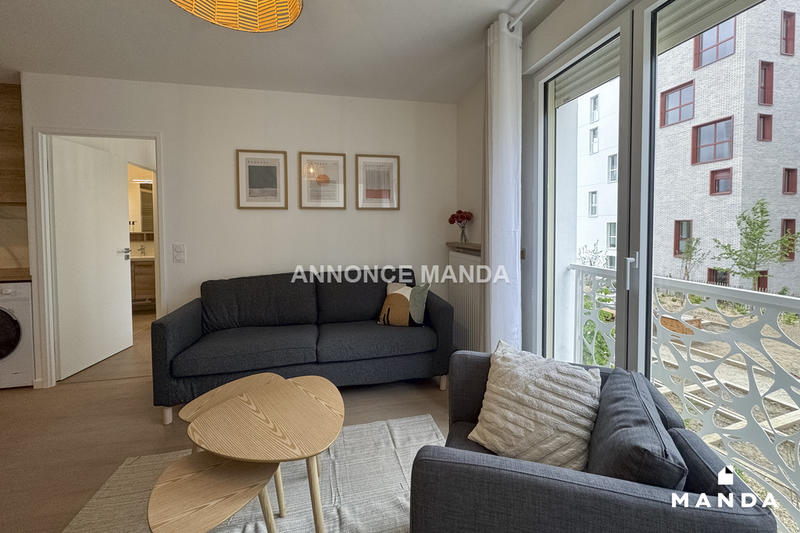 Chambre - 12 m² - 5 pièces