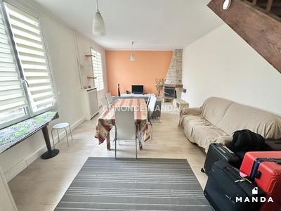 Appartement - 75 m² - 3 pièces