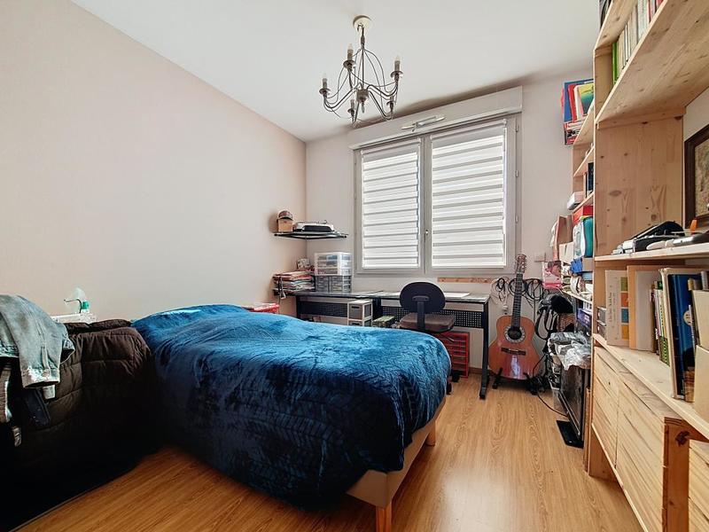 Appartement - 82 m² - 4 pièces