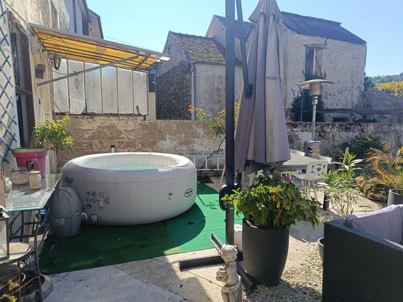 Maison - 93 m² - 4 pièces