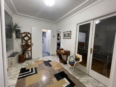 Appartement - 100 m² - 3 pièces