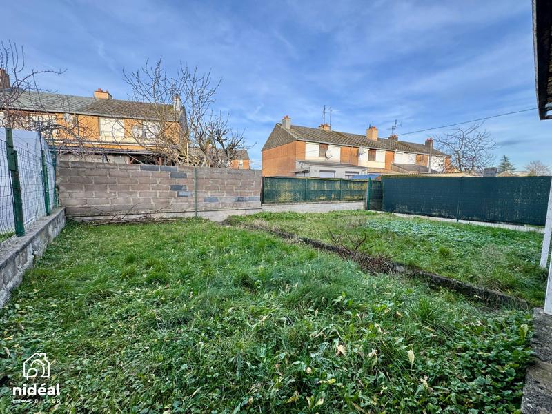 Maison - 80 m² - 6 pièces