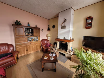 Maison - 100 m² - 6 pièces