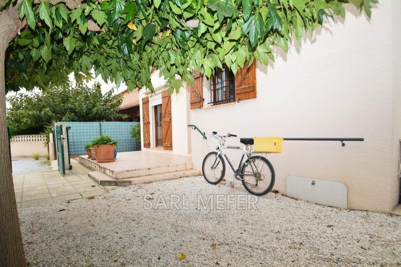 Villa - 80 m² - 4 pièces