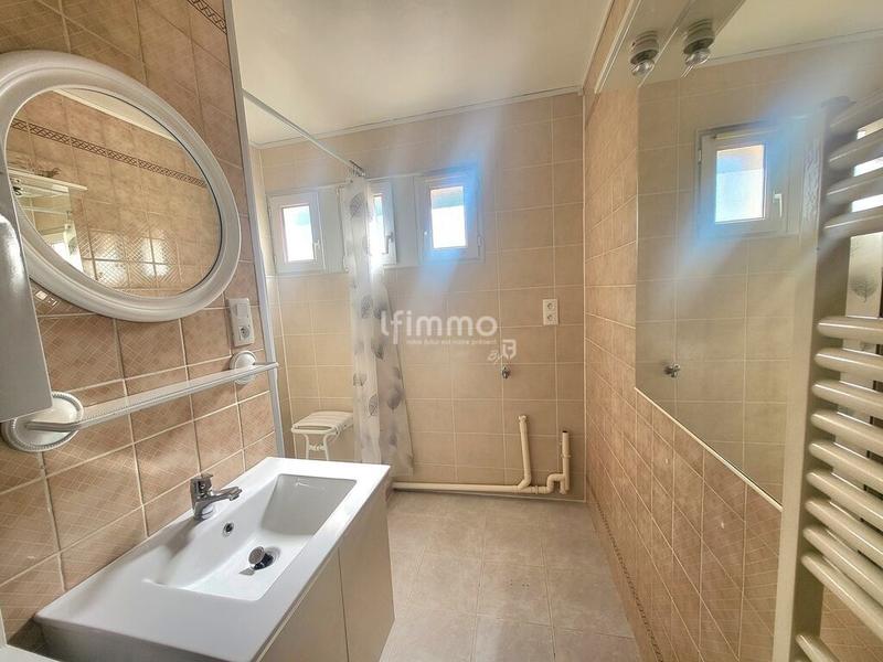Appartement - 67 m² - 4 pièces