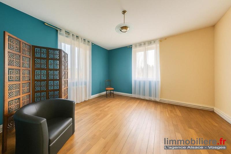 Appartement - 93 m² - 5 pièces