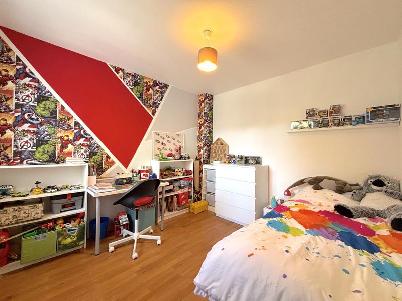 Maison - 148 m² - 8 pièces