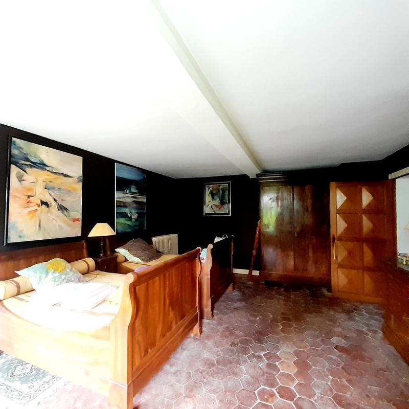 Maison ancienne - 265 m² - 8 pièces