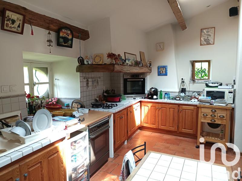 Maison - 340 m² - 9 pièces