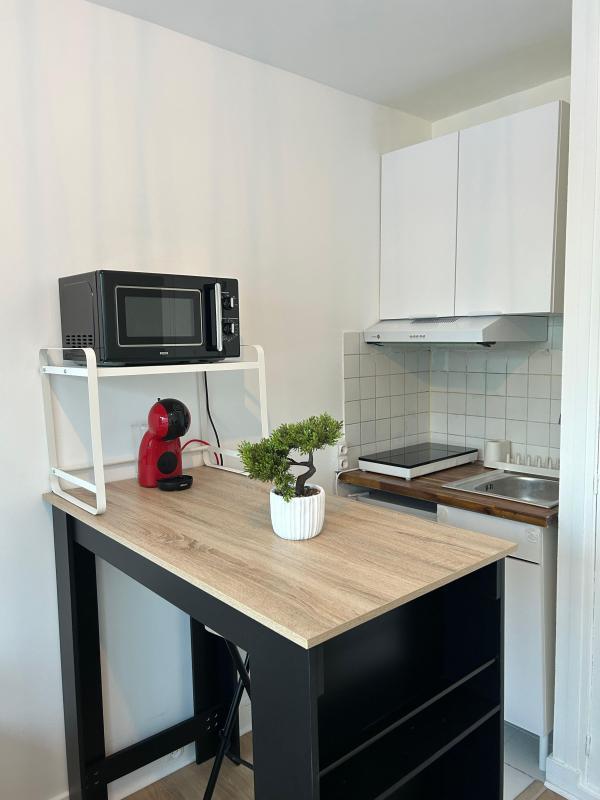 Studio - 11 m² - 1 pièce