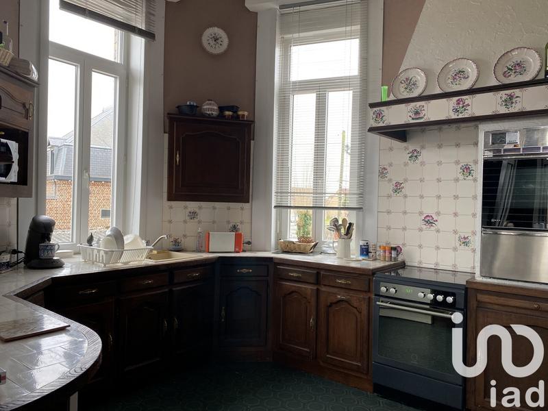 Maison - 300 m² - 13 pièces