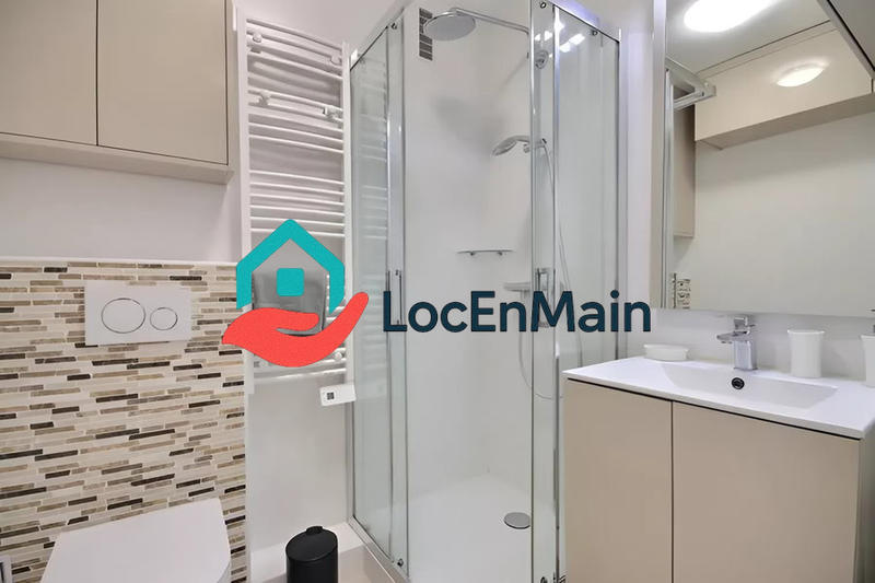 Studio - 15 m² - 1 pièce