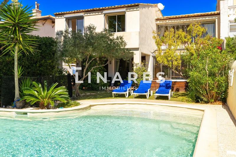 Villa - 196 m² - 6 pièces