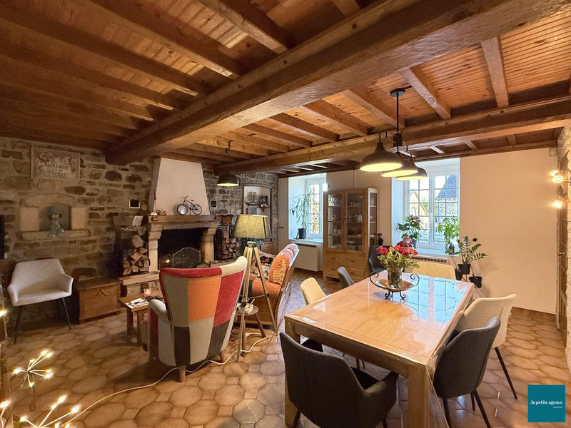 Maison ancienne - 140 m² - 6 pièces