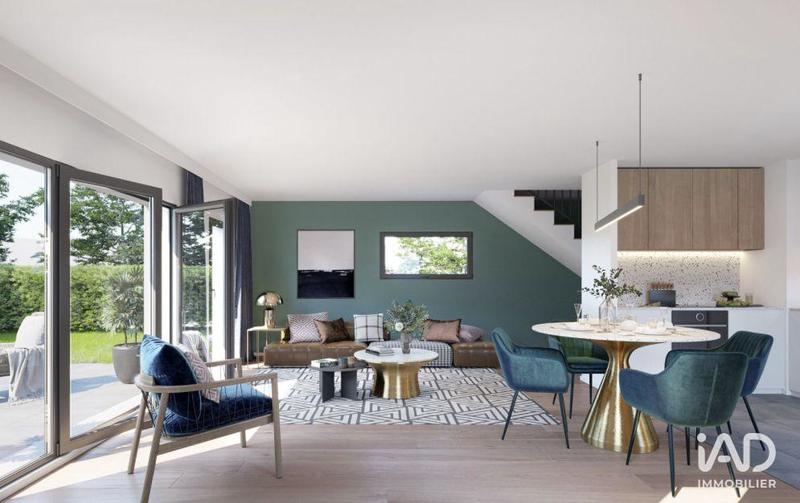 Maison - 99 m² - 5 pièces