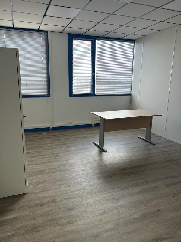 Bureau - 63 m² - 3 pièces