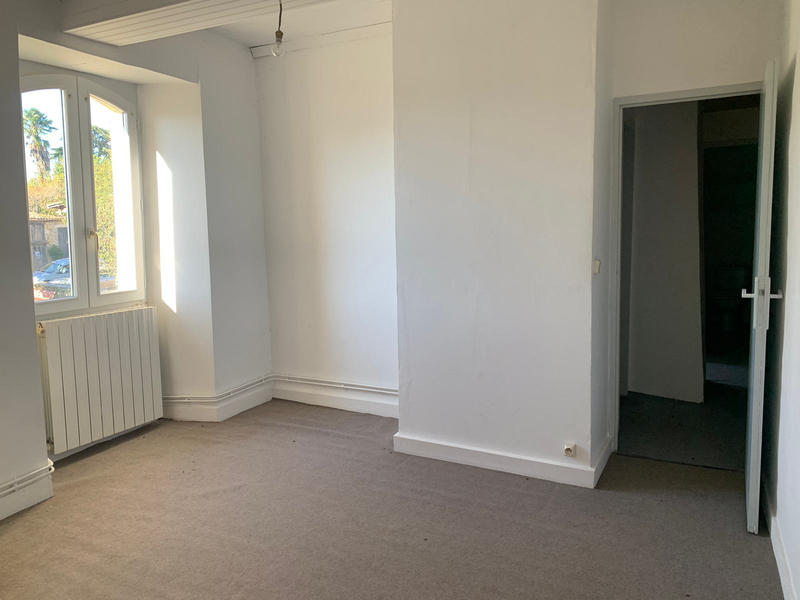 Maison de village - 99 m² - 7 pièces