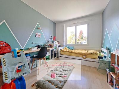 Maison - 116 m² - 6 pièces