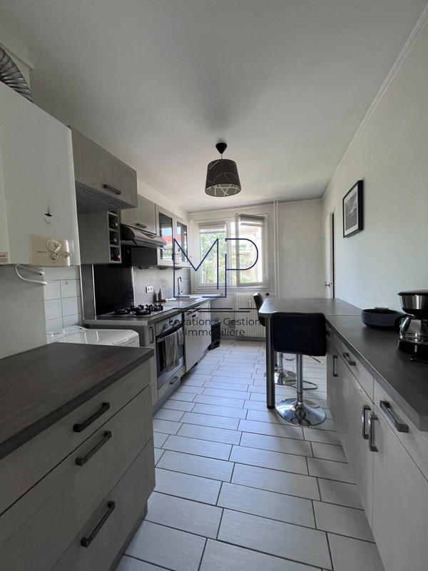 Appartement - 64 m² - 3 pièces