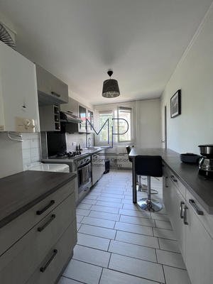 Appartement - 64 m² - 3 pièces