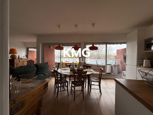 Appartement - 98 m² - 3 pièces