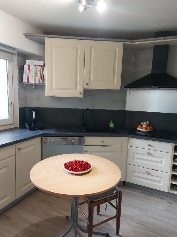 Appartement - 94 m² - 5 pièces