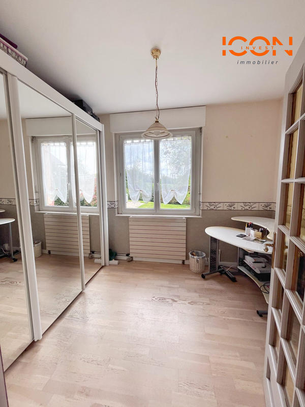 Maison - 190 m² - 8 pièces