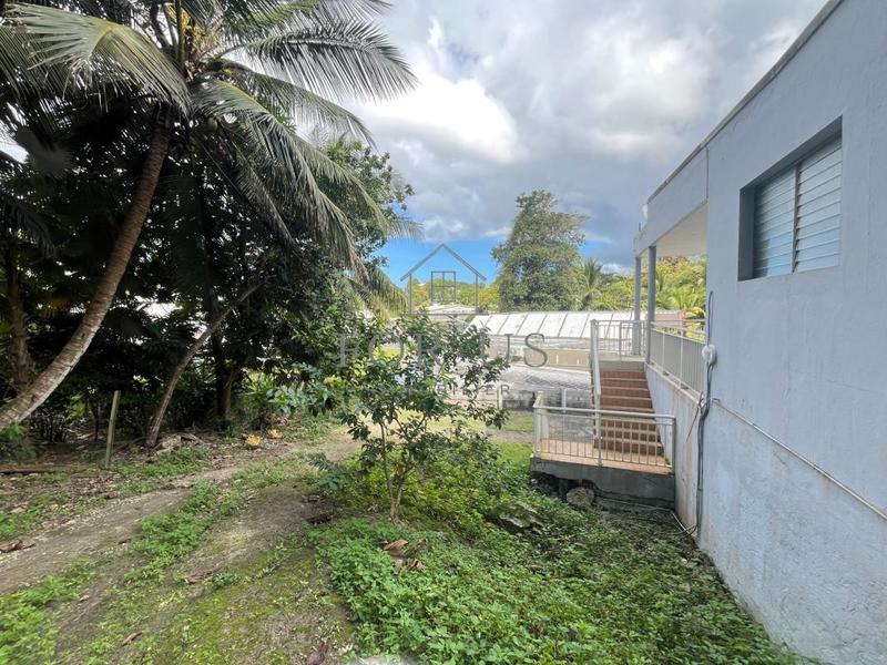 Maison - 144 m² - 9 pièces