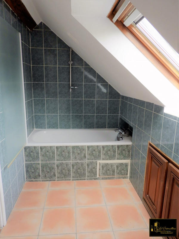 Appartement - 90 m² - 5 pièces