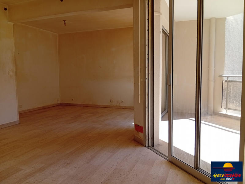 Appartement - 75 m² - 3 pièces