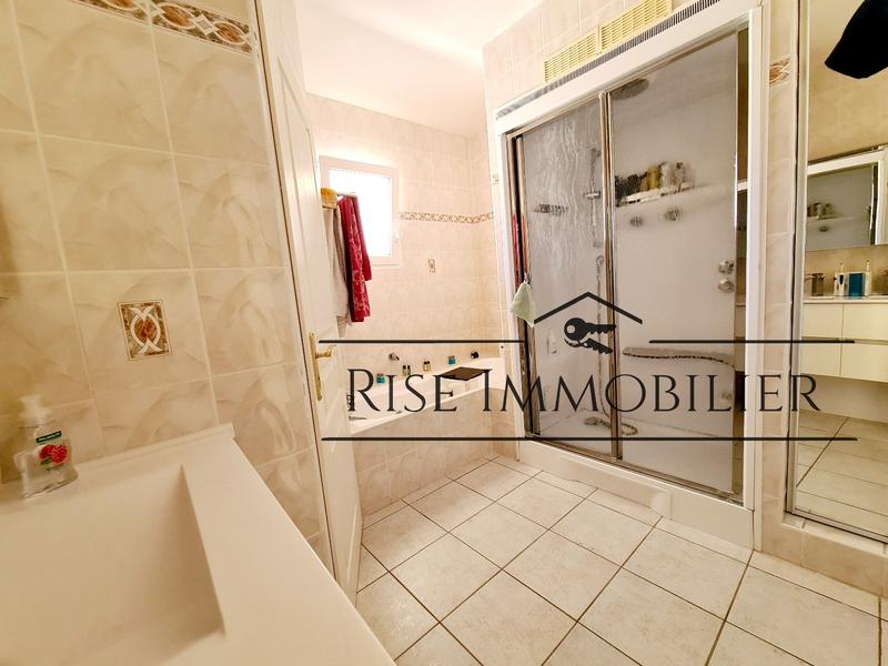 Villa - 152 m² - 5 pièces