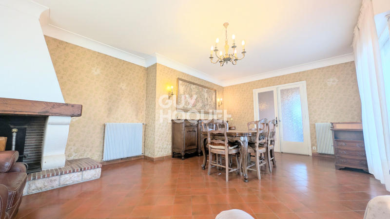 Maison - 121 m² - 7 pièces