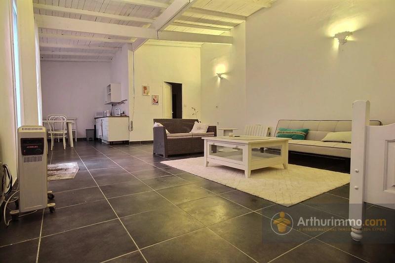 Maison - 257 m² - 6 pièces