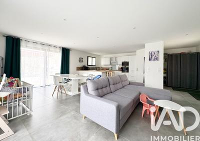 Maison - 138 m² - 6 pièces