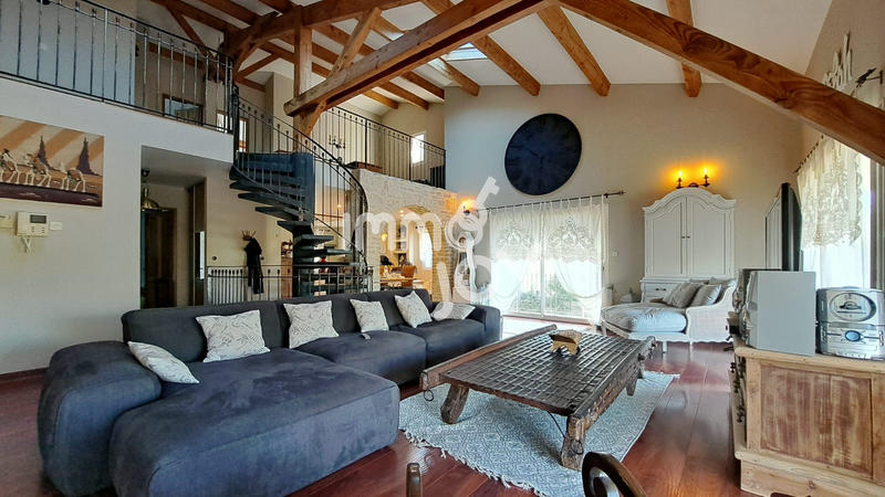 Maison de village - 160 m² - 6 pièces