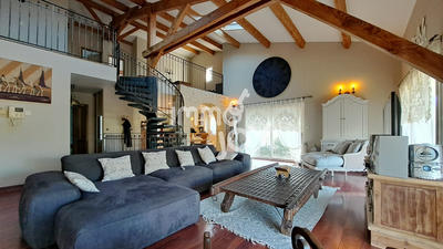 Maison de village - 160 m² - 6 pièces