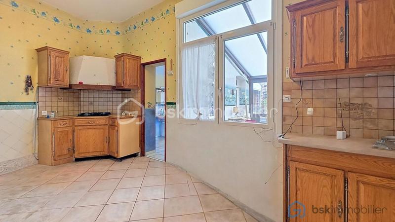 Demeure - 140 m² - 6 pièces