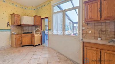 Demeure - 140 m² - 6 pièces