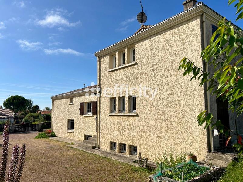 Maison - 145 m² - 6 pièces