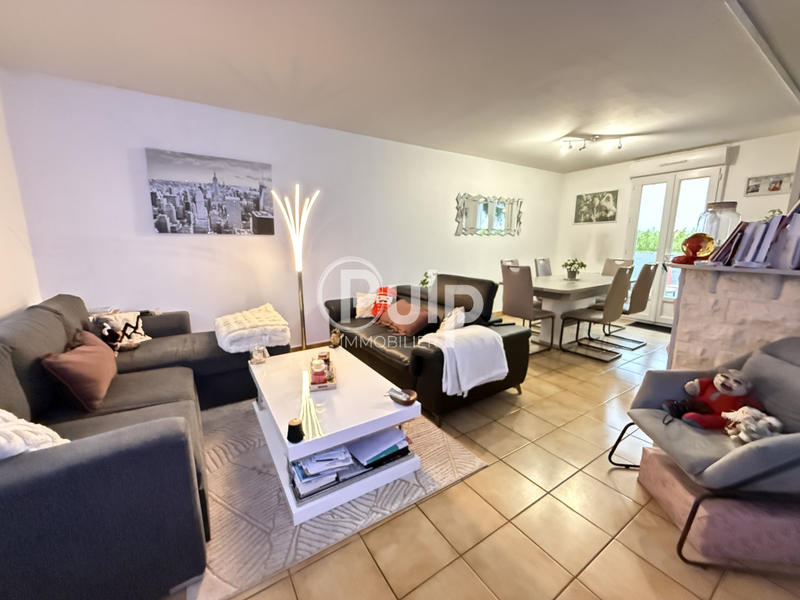 Pavillon - 74 m² - 5 pièces