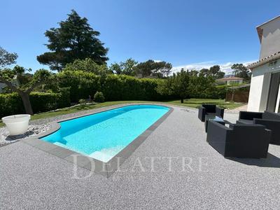 Villa - 160 m² - 7 pièces