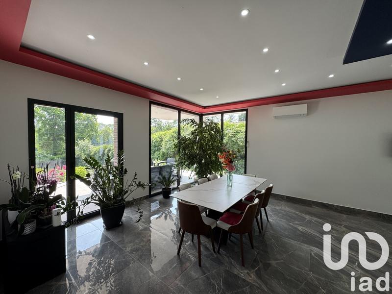 Maison de maîtres - 320 m² - 8 pièces