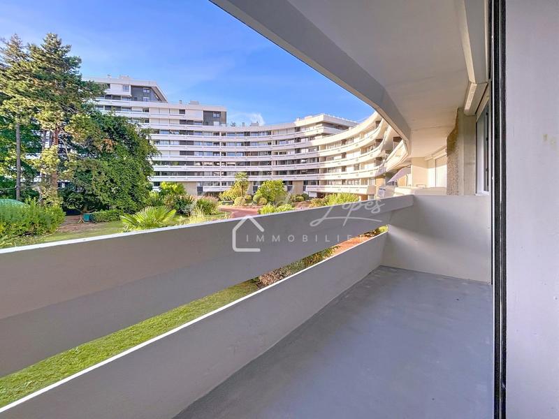 Appartement - 106 m² - 5 pièces