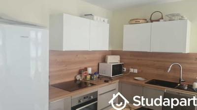 Chambre - 9 m² - 1 pièce