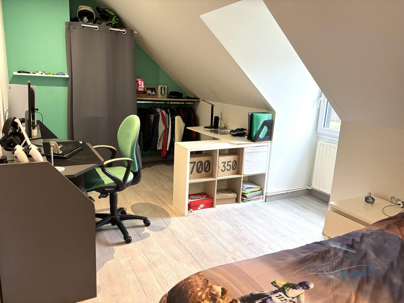 Maison traditionnelle - 130 m² - 7 pièces