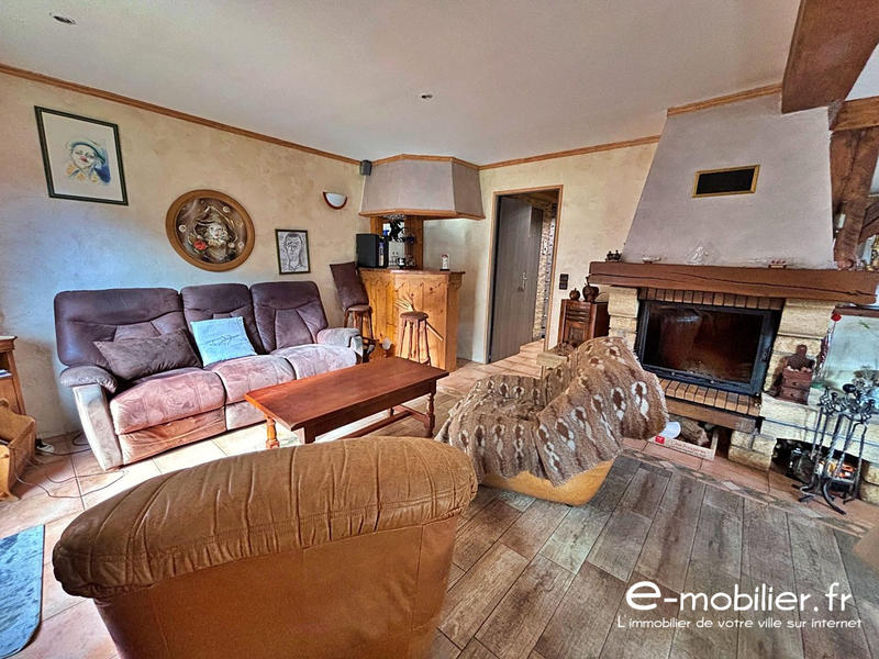 Maison - 136 m² - 5 pièces