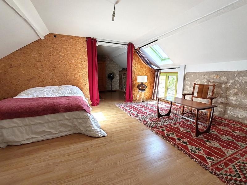 Maison - 200 m² - 8 pièces