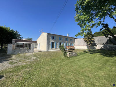 Maison - 151 m² - 7 pièces