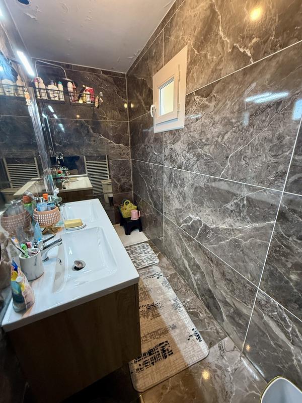 Maison - 86 m² - 4 pièces