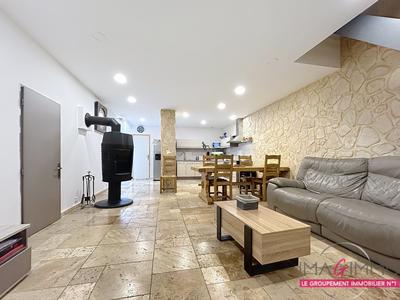 Appartement - 104 m² - 5 pièces